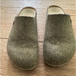 Birkenstock Zermatt wool clog. Size 37